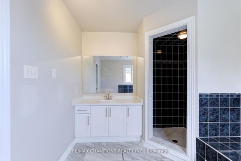 Photo 37 at 20 Bell Street, Ardagh, Barrie