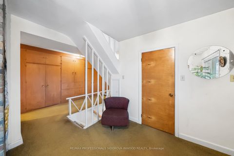 Photo 31 at 30 Rambert Crescent, Swansea, Toronto