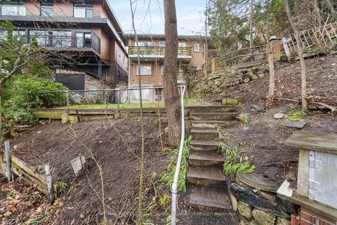 Photo 40 at 30 Rambert Crescent, Swansea, Toronto