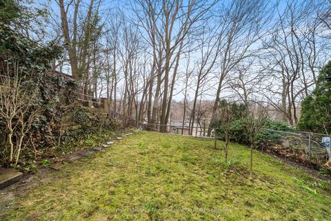 Photo 45 at 30 Rambert Crescent, Swansea, Toronto