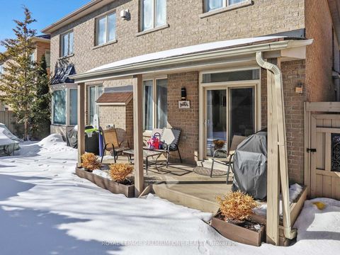 Photo 36 at 74 Foresta Drive, Vellore Village, Vaughan