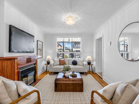 Photo 2 at 27 Amherst Avenue, Oakwood Village, Toronto