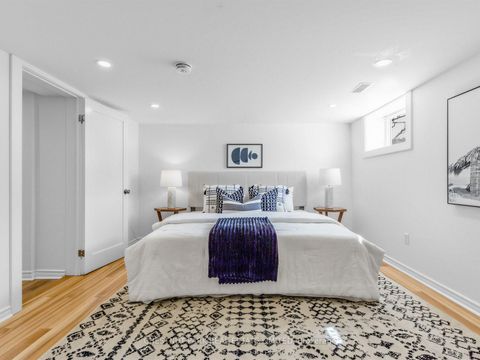 Photo 19 at 27 Amherst Avenue, Oakwood Village, Toronto