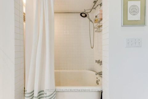 Photo 18 at 813 Carlaw Avenue, Danforth, Toronto