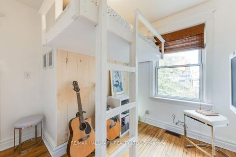 Photo 21 at 813 Carlaw Avenue, Danforth, Toronto