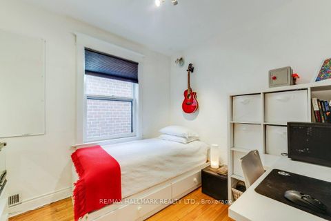 Photo 22 at 813 Carlaw Avenue, Danforth, Toronto