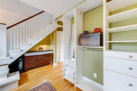Photo 26 at 813 Carlaw Avenue, Danforth, Toronto