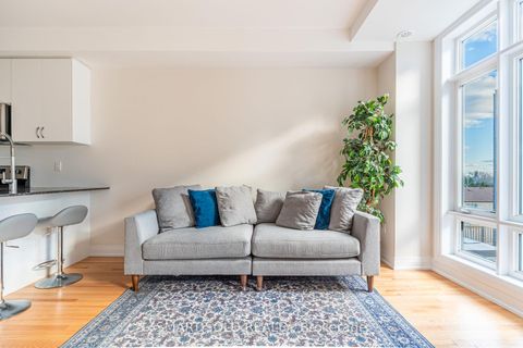 Photo 2 at 14 - 713 Lawrence Avenue W, Glen Park, Toronto