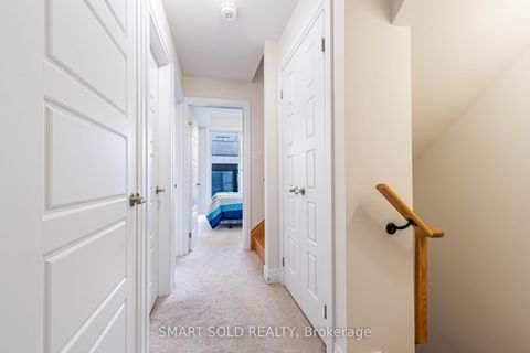 Photo 9 at 14 - 713 Lawrence Avenue W, Glen Park, Toronto