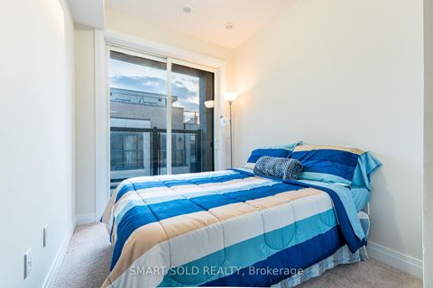 Photo 13 at 14 - 713 Lawrence Avenue W, Glen Park, Toronto