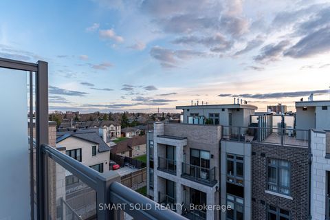 Photo 19 at 14 - 713 Lawrence Avenue W, Glen Park, Toronto