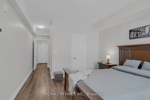 Photo 15 at 110 - 299 Cundles Road E, Alliance, Barrie