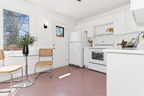 Photo 10 at 431 Davisville Avenue, Mount Pleasant East, Toronto