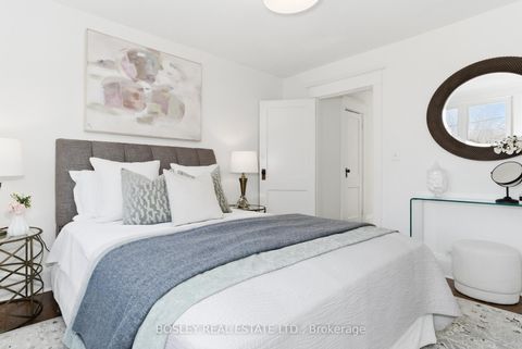 Photo 15 at 431 Davisville Avenue, Mount Pleasant East, Toronto