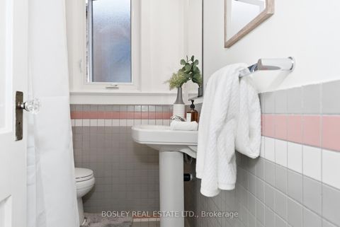 Photo 20 at 431 Davisville Avenue, Mount Pleasant East, Toronto