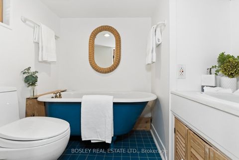 Photo 23 at 431 Davisville Avenue, Mount Pleasant East, Toronto