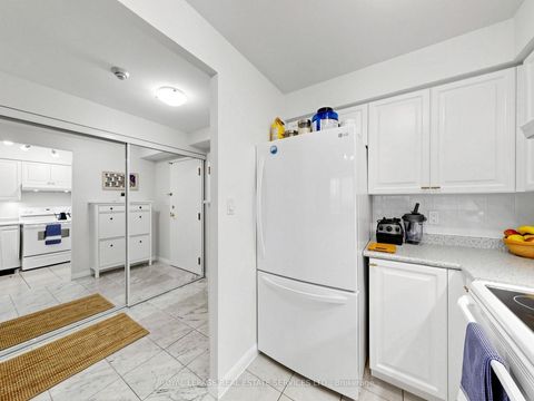 Photo 21 at 203 - 398 Eglinton Avenue, Mount Pleasant East, Toronto