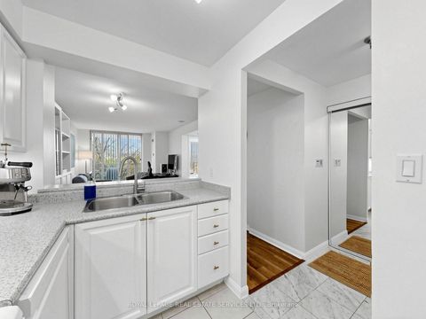 Photo 22 at 203 - 398 Eglinton Avenue, Mount Pleasant East, Toronto