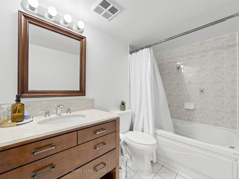 Photo 27 at 203 - 398 Eglinton Avenue, Mount Pleasant East, Toronto