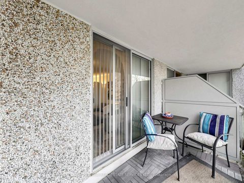 Photo 34 at 203 - 398 Eglinton Avenue, Mount Pleasant East, Toronto