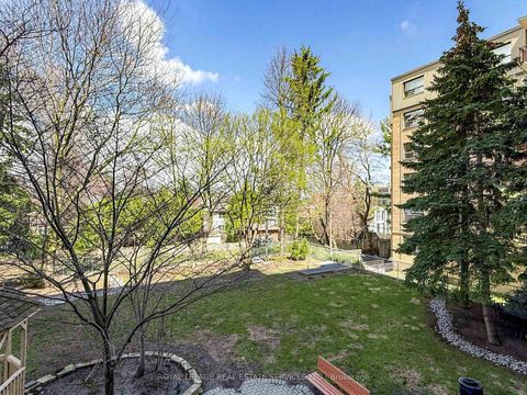 Photo 36 at 203 - 398 Eglinton Avenue, Mount Pleasant East, Toronto