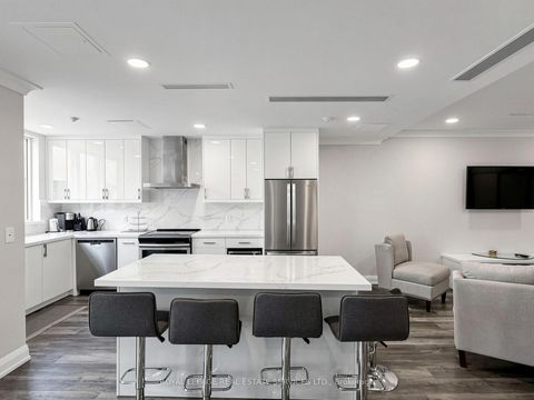 Photo 39 at 203 - 398 Eglinton Avenue, Mount Pleasant East, Toronto