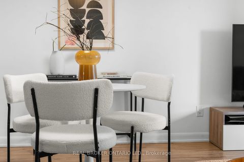 Photo 5 at 701 - 4978 Yonge Street, Westgate, Toronto