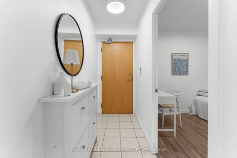 Photo 14 at 701 - 4978 Yonge Street, Westgate, Toronto