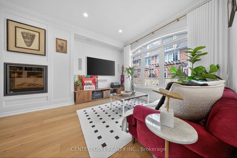 Photo 2 at 27 Slingsby Lane, Willowdale East, Toronto