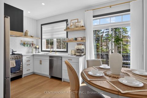 Photo 10 at 27 Slingsby Lane, Willowdale East, Toronto