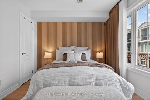 Photo 18 at 27 Slingsby Lane, Willowdale East, Toronto