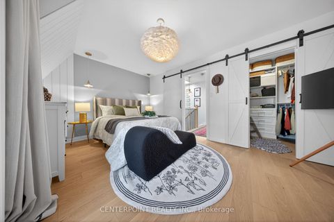 Photo 26 at 27 Slingsby Lane, Willowdale East, Toronto