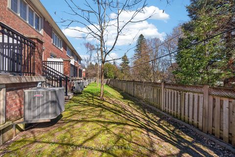 Photo 31 at 27 Slingsby Lane, Willowdale East, Toronto
