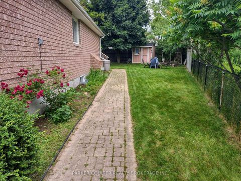Photo 33 at 2 Waddington Crescent, Holly, Barrie