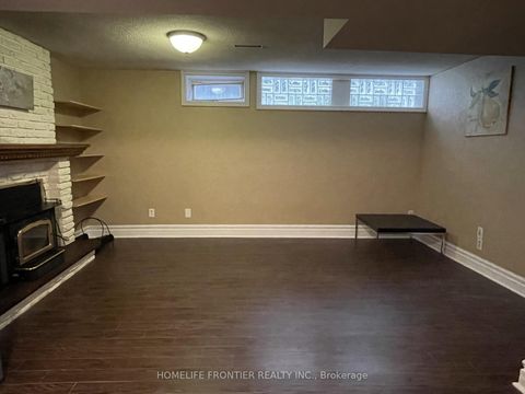 Photo 22 at 44 Rutledge Avenue, Leslie Valley, Newmarket