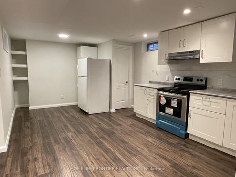 Photo 30 at 44 Rutledge Avenue, Leslie Valley, Newmarket