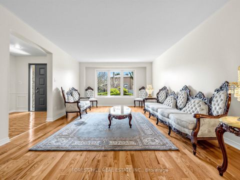 Photo 2 at 32 Saddletree Drive, Steeles, Toronto