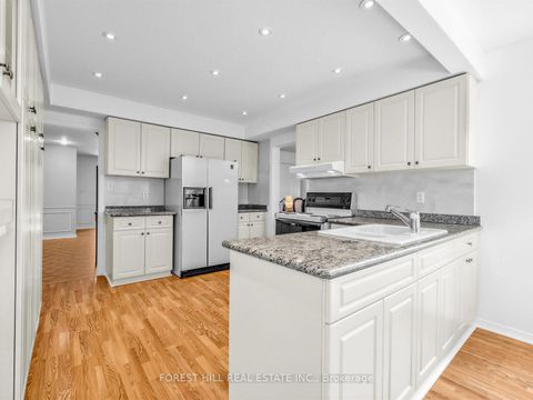 Photo 5 at 32 Saddletree Drive, Steeles, Toronto
