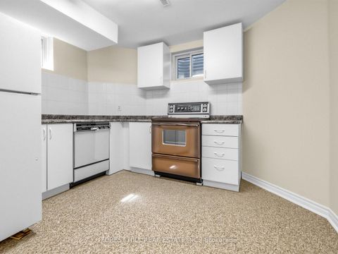 Photo 30 at 32 Saddletree Drive, Steeles, Toronto