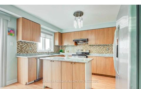 Photo 8 at 12 - 4200 Kingston Road, West Hill, Toronto