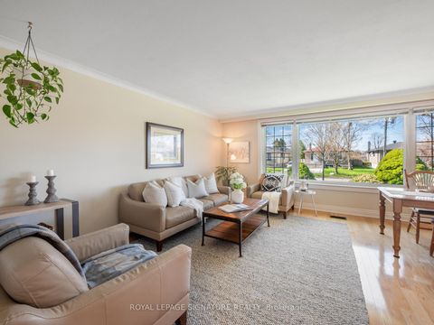 Photo 4 at 9 Wincrest Drive, Bendale, Toronto