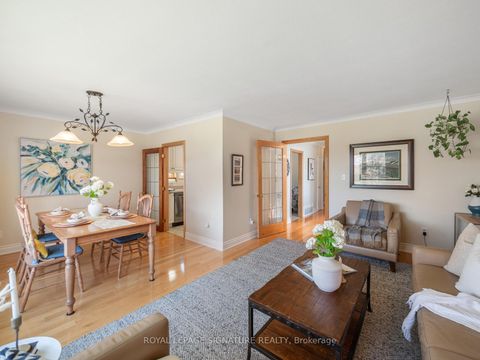 Photo 10 at 9 Wincrest Drive, Bendale, Toronto