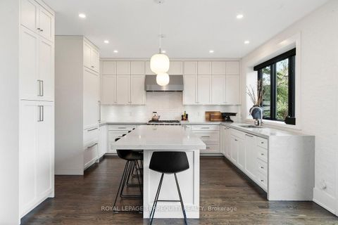 Photo 18 at 94 Kingsway Crescent, Kingsway South, Toronto