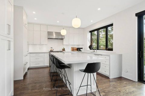 Photo 19 at 94 Kingsway Crescent, Kingsway South, Toronto