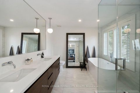 Photo 24 at 94 Kingsway Crescent, Kingsway South, Toronto