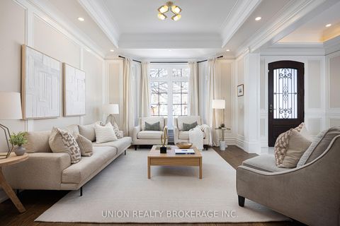 Photo 3 at 63 Fishleigh Drive, Cliffside, Toronto