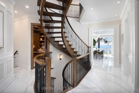 Photo 8 at 63 Fishleigh Drive, Cliffside, Toronto