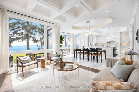 Photo 9 at 63 Fishleigh Drive, Cliffside, Toronto