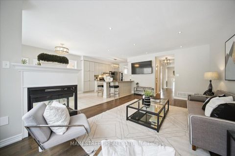 Photo 9 at 38 Carriage House Court, Jefferson, Richmond Hill