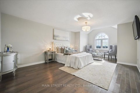 Photo 16 at 38 Carriage House Court, Jefferson, Richmond Hill